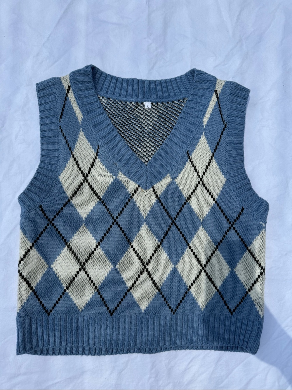 Target Women's Argyle Sweater Vest Small Blue Cream V-Neck Preppy Knit
